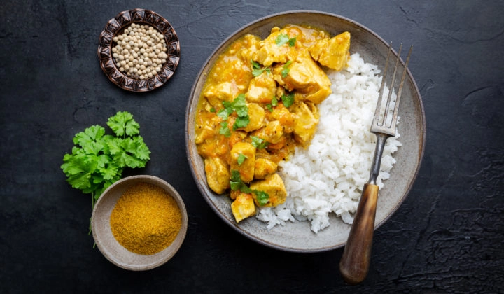 Emincé de poulet curry-coco